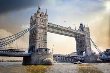 Ferries to England - Compare prices and book ferry tickets